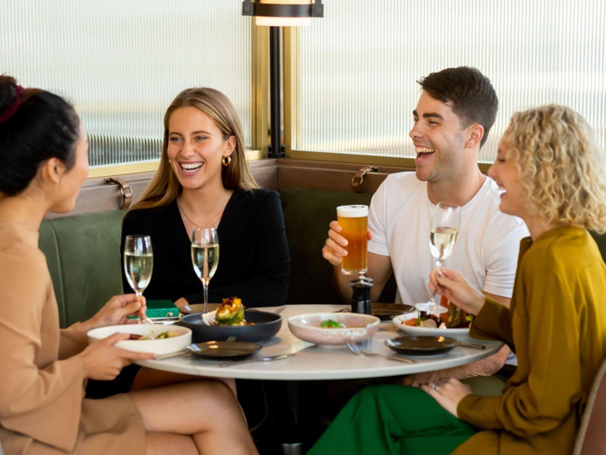The William Inglis Mgallery Warwick Farm Buitenkant foto The Terrace Bar