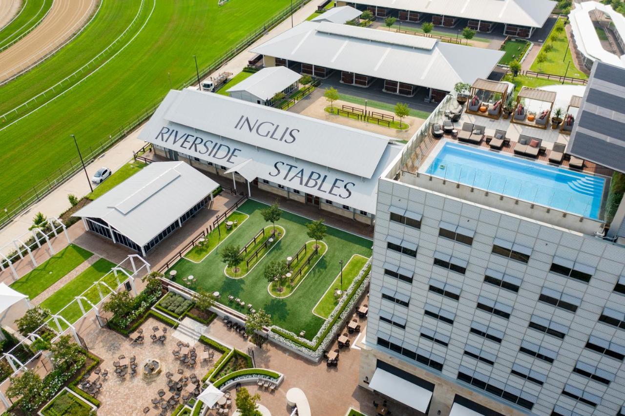 The William Inglis Mgallery Warwick Farm Buitenkant foto Aerial view of the hotel